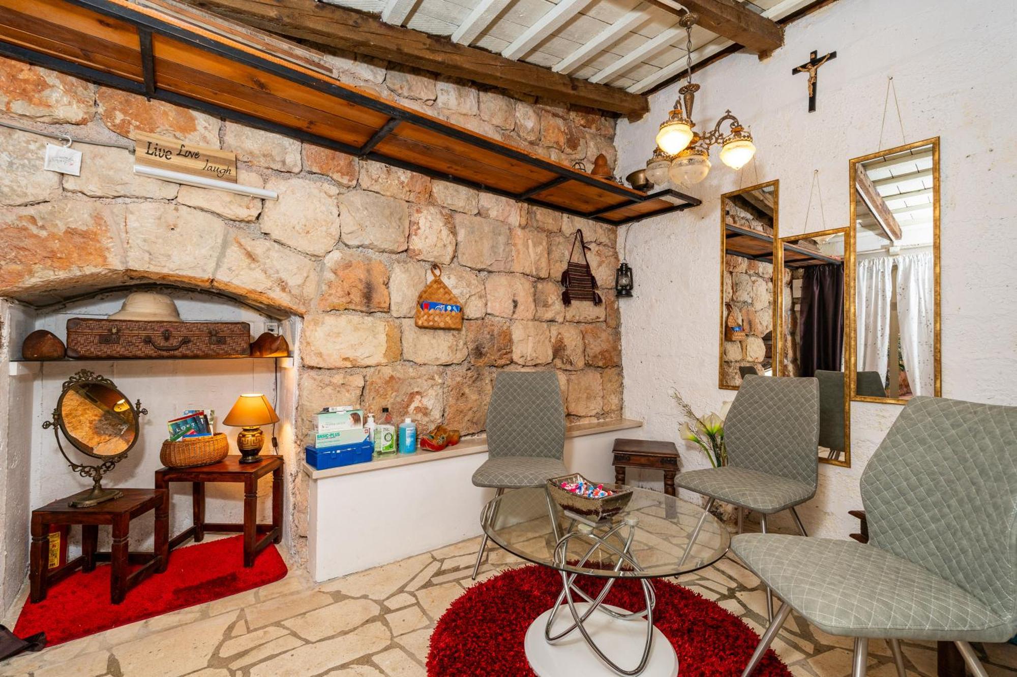 Apartma Kadena *
